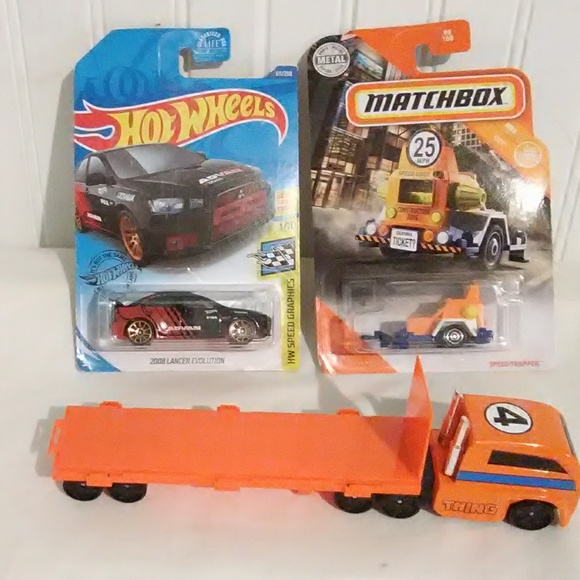 SALE Bundle Of Die Cast Vehicles - Picture 1 of 8